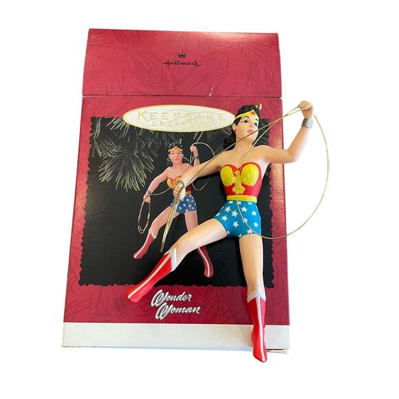 Hallmark Ornament DC Comics Wonder Woman in original box 1996 - Picture 1 of 4
